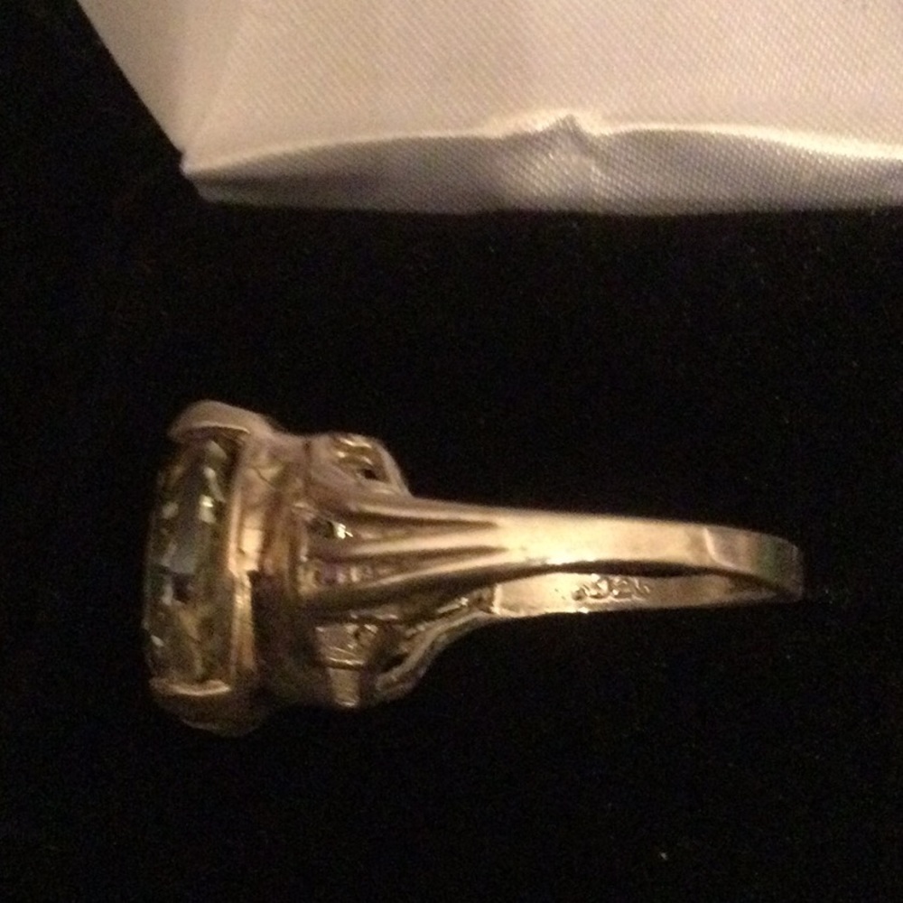 Genuine Concave Cut Citrine Ring - Picture 11 of 13